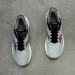 کتونی ساکونی تریامف 21 Saucony triumph 21 
S 2088130 - Image 2