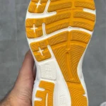 کتونی بروکس آدرنالین جی تی اس 23 Brooks adrenaline GTS 23 1203811B110 تستر - Image 4