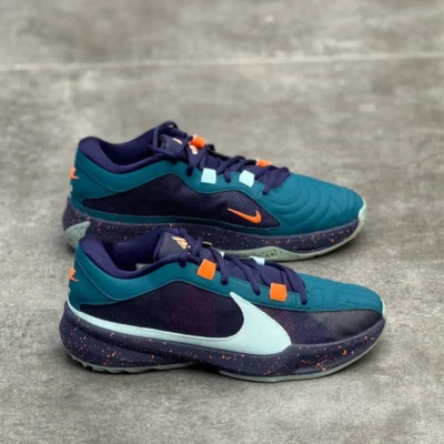 کتونی نایگ زوم فریک 5 Nike zoom freak 5 DX4996300