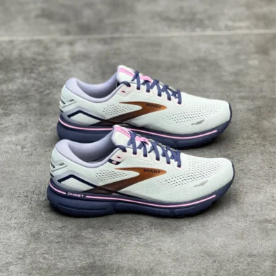 کتونی بروکس گاست 15 Brooks Ghost 15 1203801D492