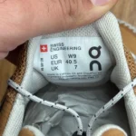 کتونی آنرانینگ On running 
49.99128 - Image 4