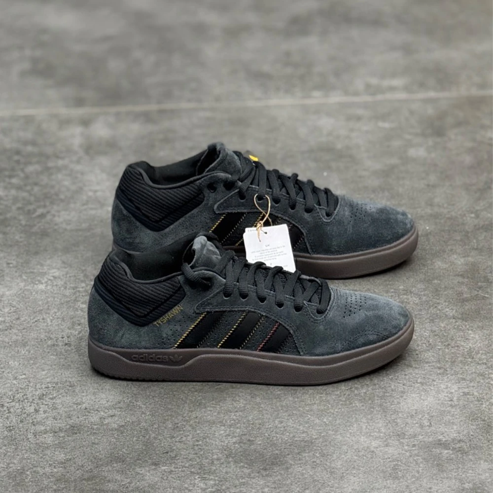 Adidas Tyshawn LHG029003 (1) کتونی آدیداس تیشاون adidas tyshawn LHG029003