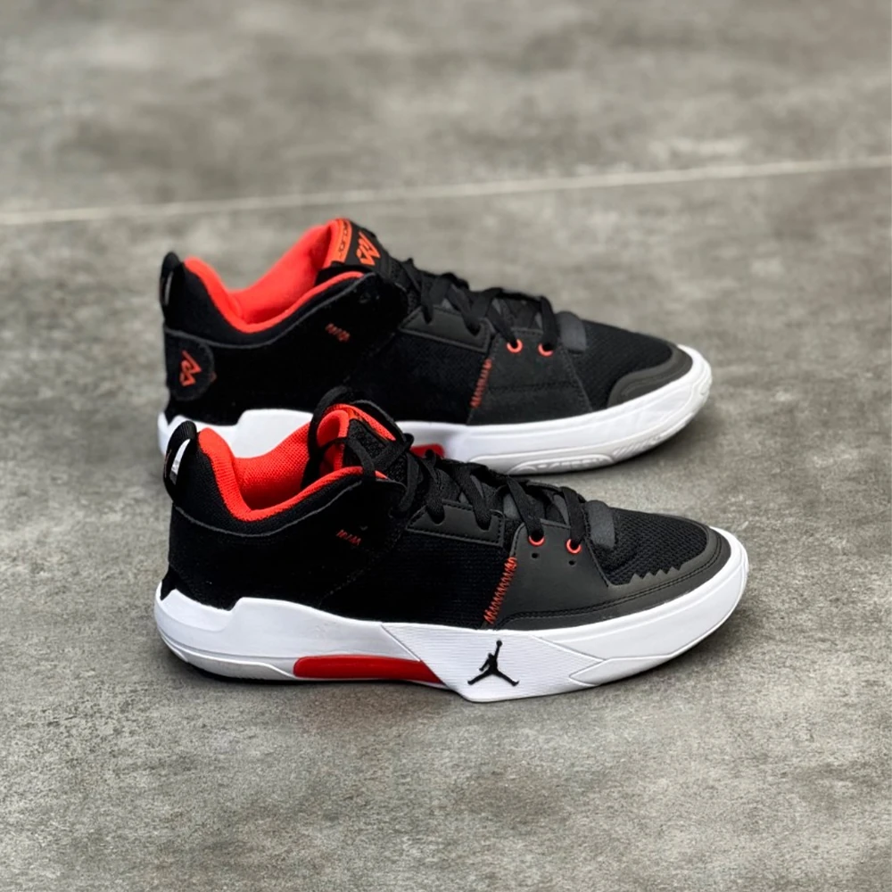 کتونی جردن وان تیک 5 jordan one take 5 
FD2336-006