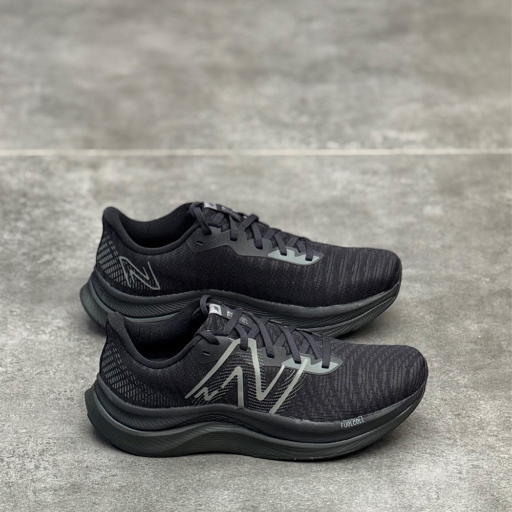 New-Balance-Fuel-Cell-Propile-MFCPRCZ4 کتونی نیوبالانس فویل سل پروپیل newbalance fuelcell prople MFCPRCZ4