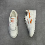 کتونی ریباک کلاسیک reebok classic leather 
1000200019 - Image 2