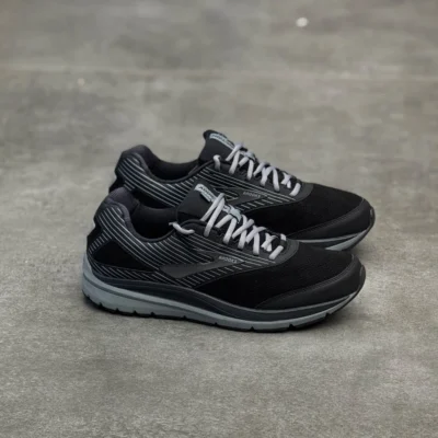 کتونی بروکس ادیکشن واکر Brooks addiction walker 1103191D083
