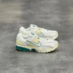 کتونی نایک زوم ومرو 5 Nike zoom vomero 5 FN8361100