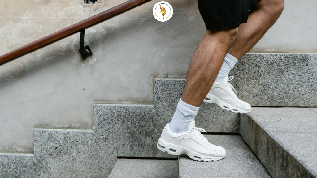با کتونی سفید جوراب چه رنگی بپوشیم