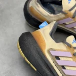 کتونی آدیداس الترابوست لایت Adidas Ultraboost LightID3288 - Image 4