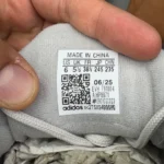 کتونی آدیداس زد ایکس 700 اچ دی Adidas Zx 700 HD 
HP8871 - Image 3