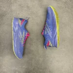 کتونی بروکس لوایتد 6 Brooks Levitate 6 1203831B557